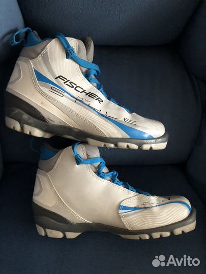 Лыжные ботинки