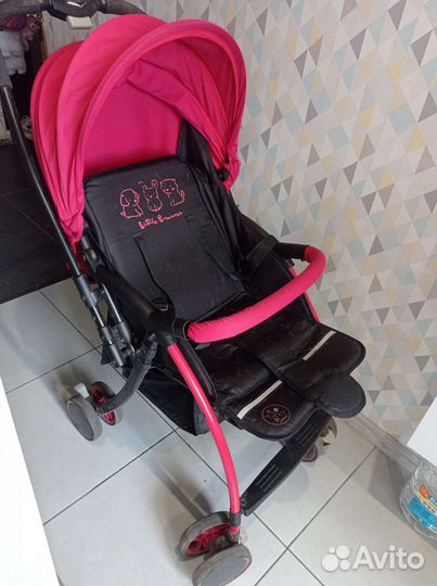 Прогулочная коляска