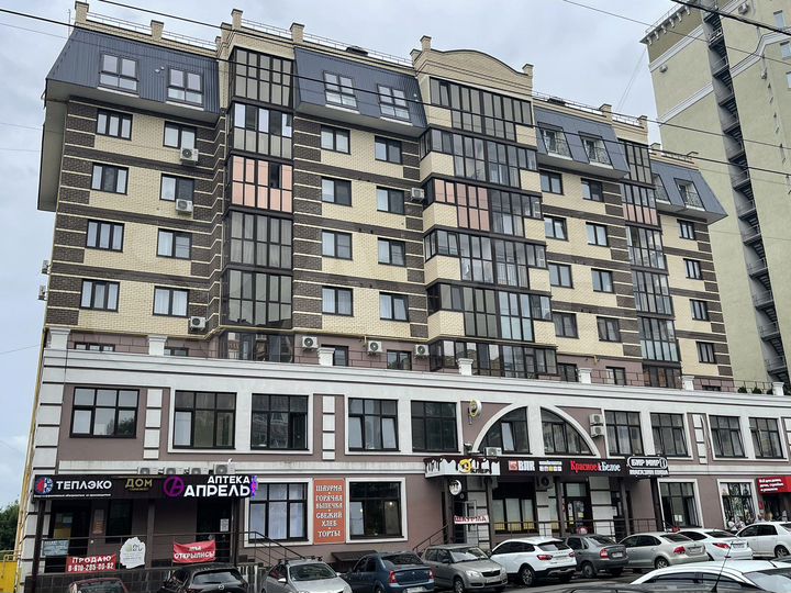 4-к. квартира, 140 м², 5/8 эт.