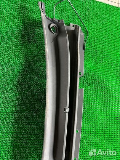 Жабо Cadillac Escalade 4, Escalade