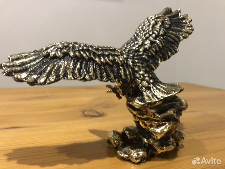 Статуэтка. Фигурка. Орел. Бронза