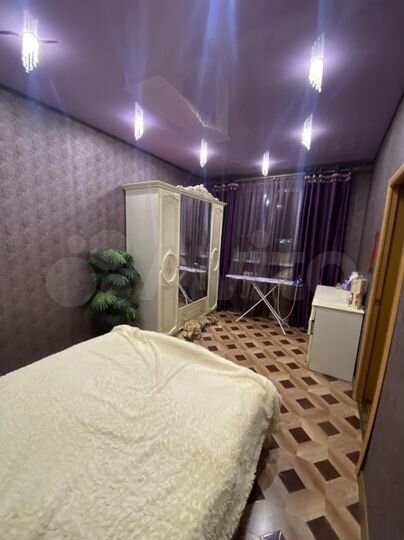 2-к. квартира, 61 м², 5/5 эт.