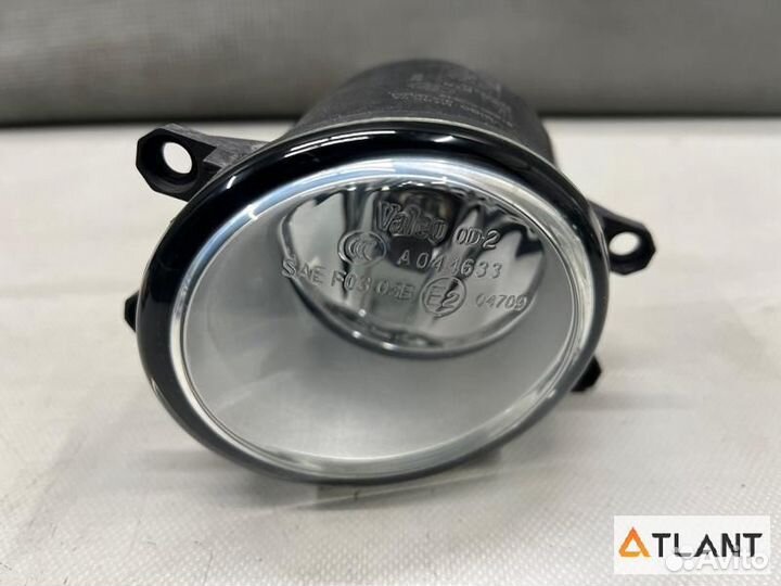 Туманка передняя левая toyota premio