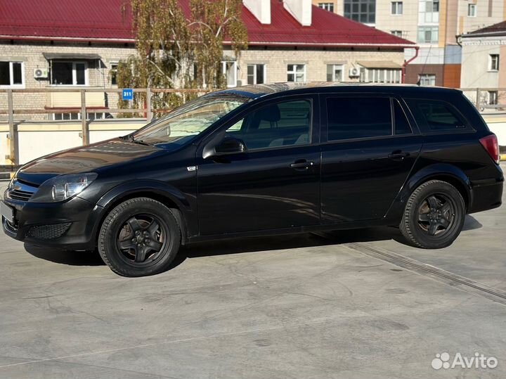 Opel Astra 1.6 МТ, 2010, 228 000 км