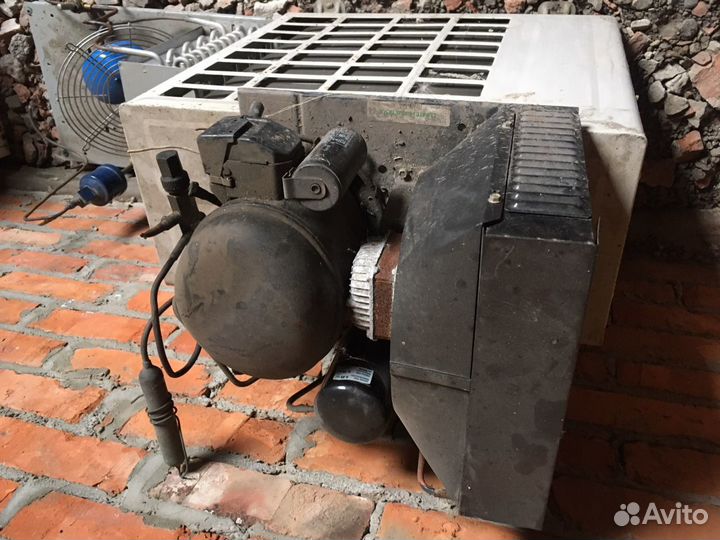 Компрессорно-конденсаторный блок