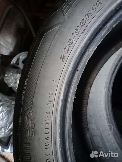 Kumho 822 Power Guard AT 235/55 R19 101
