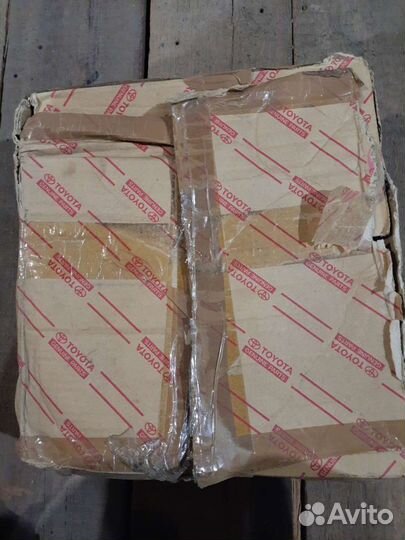 Зеркало правое на Toyota corolla e120, runx, allex