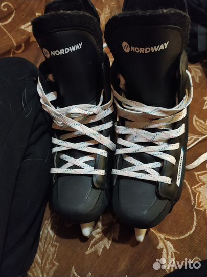 Коньки хоккейные 35 размер