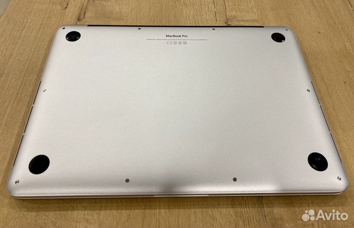 Продам Macbook