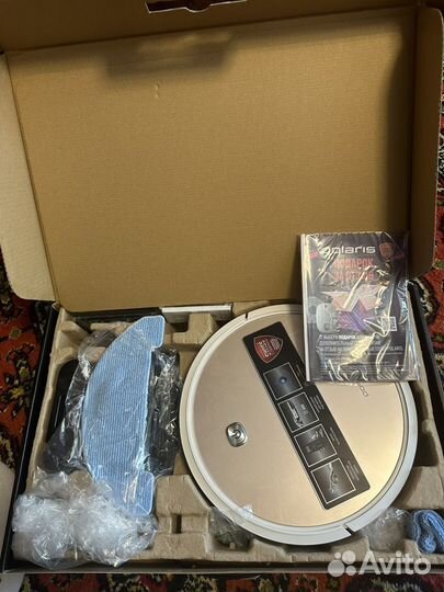 Робот пылесос Polaris pvcr 1226