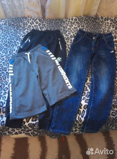 Шорты спортивные