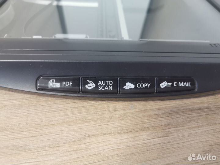 Сканер Canon lide 110