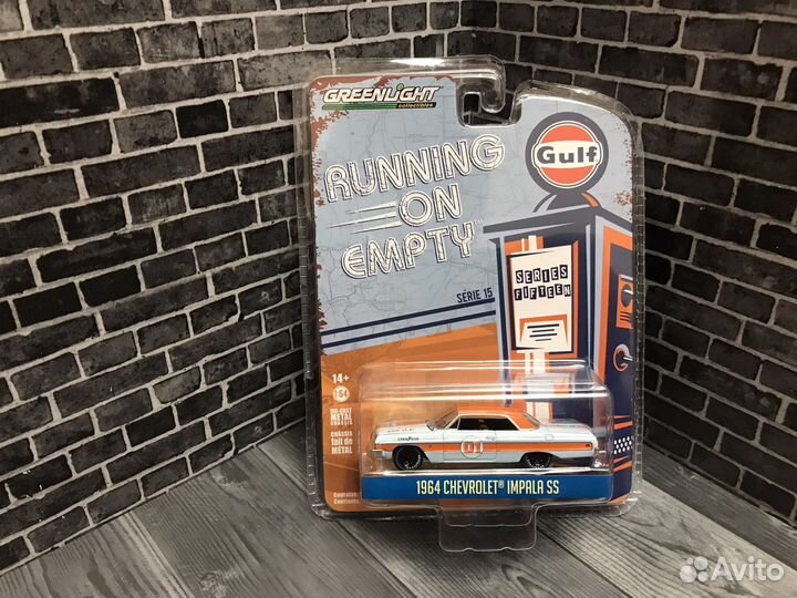 Greenlight 1/64 Chevrolet Impala SS gulf