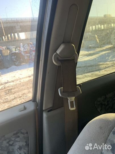 Ремень безопасности передний правый Cherry Amulet