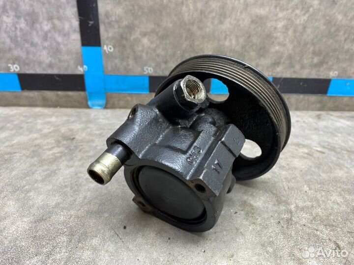 Насос гидроусилителя Renault Logan 1.4 K7J710 2007