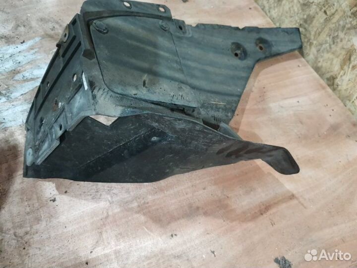 Брызговик задний правый Mazda Cx 5 SUV 2.2D SHY1