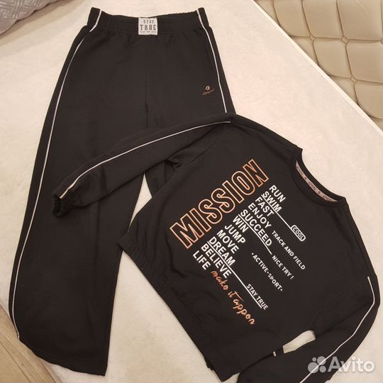 Спортивный костюм 140