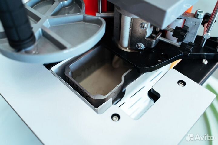 Кромкооблицовочный станок Delta Machinery DM-100