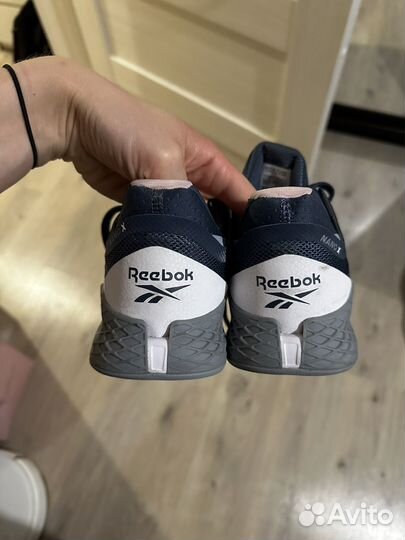 Женские кроссовки Reebok Nano X размер 39