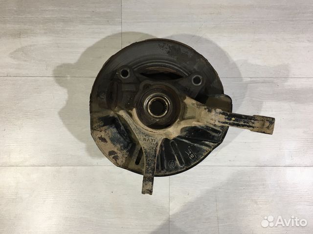 Поворотный кулак передний правый hyundai solaris 2