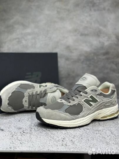 Кроссовки New Balance 2002R