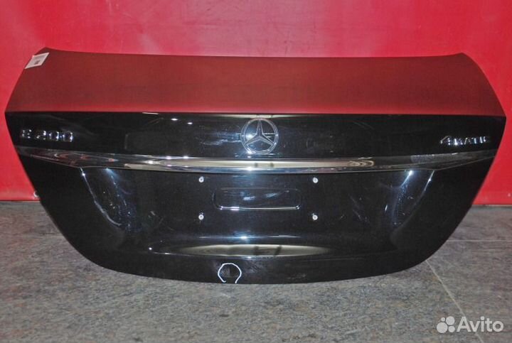 Крышка багажника Mercedes E
