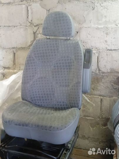 Сиденья для