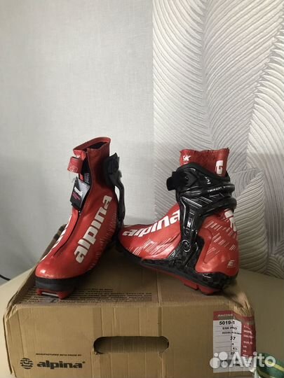 Лыжные ботинки коньковые 36 размер