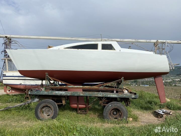 Парусно-моторная яхта 9 м Балаклава