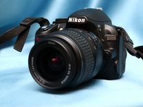 Nikon D3100 + kit 18-55