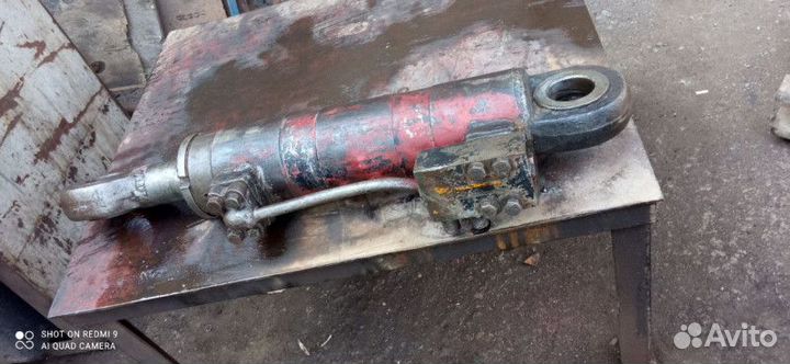 Гидроцилиндр отвала эо3323