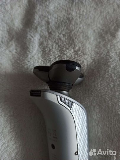 Электрическая бритва philips