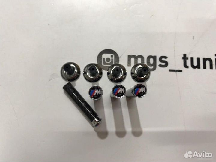 Наконечники кнопок блокировки дверей BMW Карбон