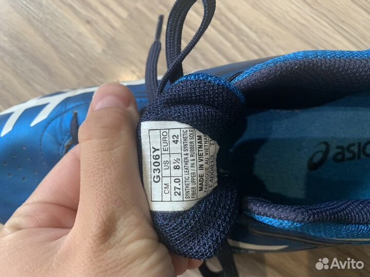 Шиповки asics