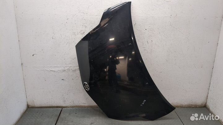 Капот Toyota Prius, 2006