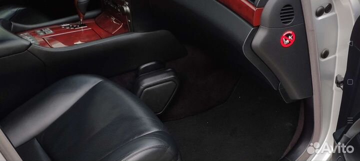 Clean box авто мусорка