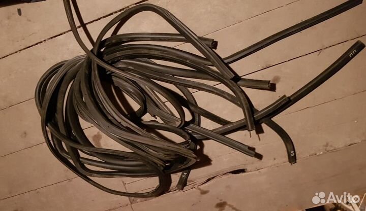 Уплотнительные резинки Ford Focus 1 Форд Фокус 1