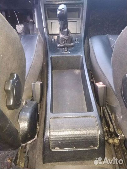Консоль кпп между сидениями w202