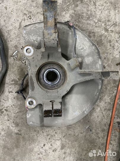 Mitsubishi Outlander 3 Поворотный кулак