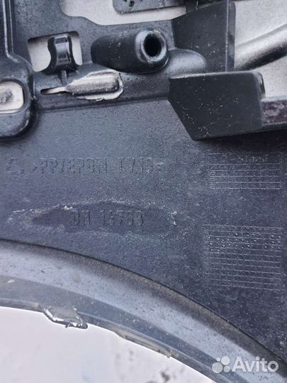 Продам передний бампер