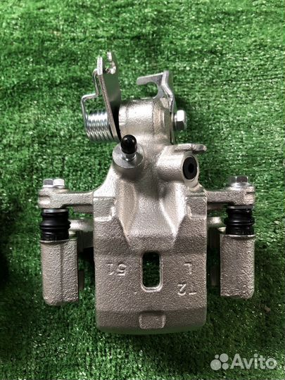 Задний суппорт maxima a33 a32 cifiro a33 a32