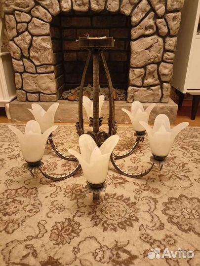 Люстра подвесная потолочная