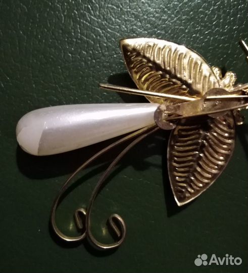 Бусы янтарные и брошь под жемчуг, СССР