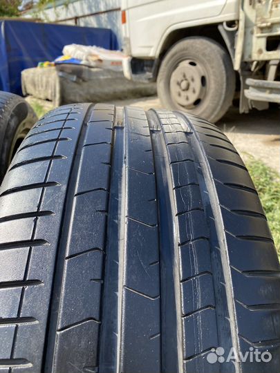 Pirelli P Zero 275/45 R21