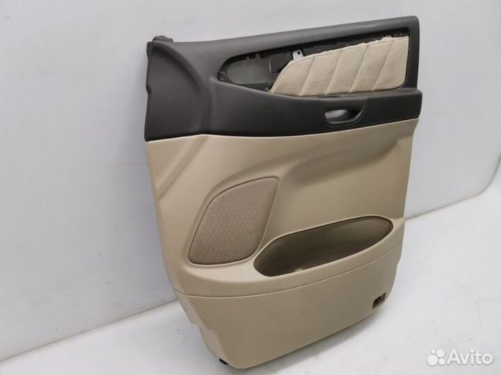 Обшивка двери передняя правая Toyota Alphard H10