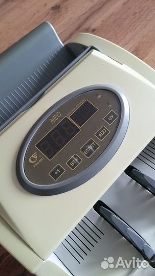 Счетчик банкнот PRO 40U Neo