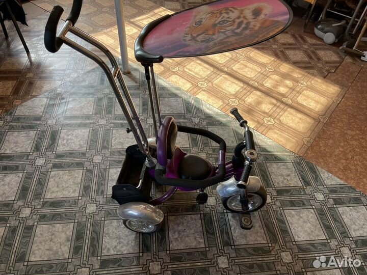 Детский трехколесный велосипед