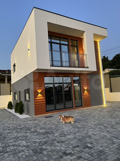 Коттедж 177 м² на участке 6 сот.