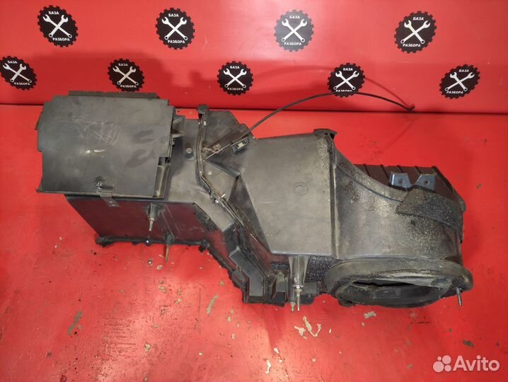 Корпус отопителя (печки) Cherokee XJ 1984-1996