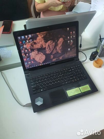 Ноутбук Lenovo (игровой)